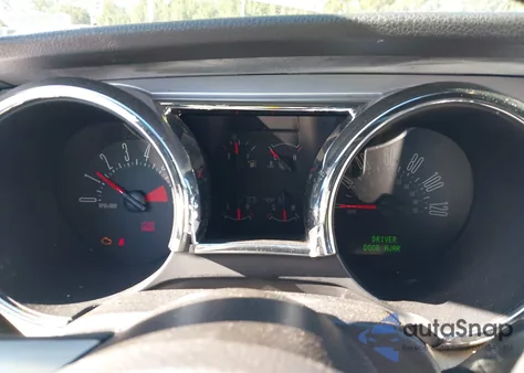 2006 Ford Mustang V6 from USA, damaged, VIN 1ZVFT84N465125579